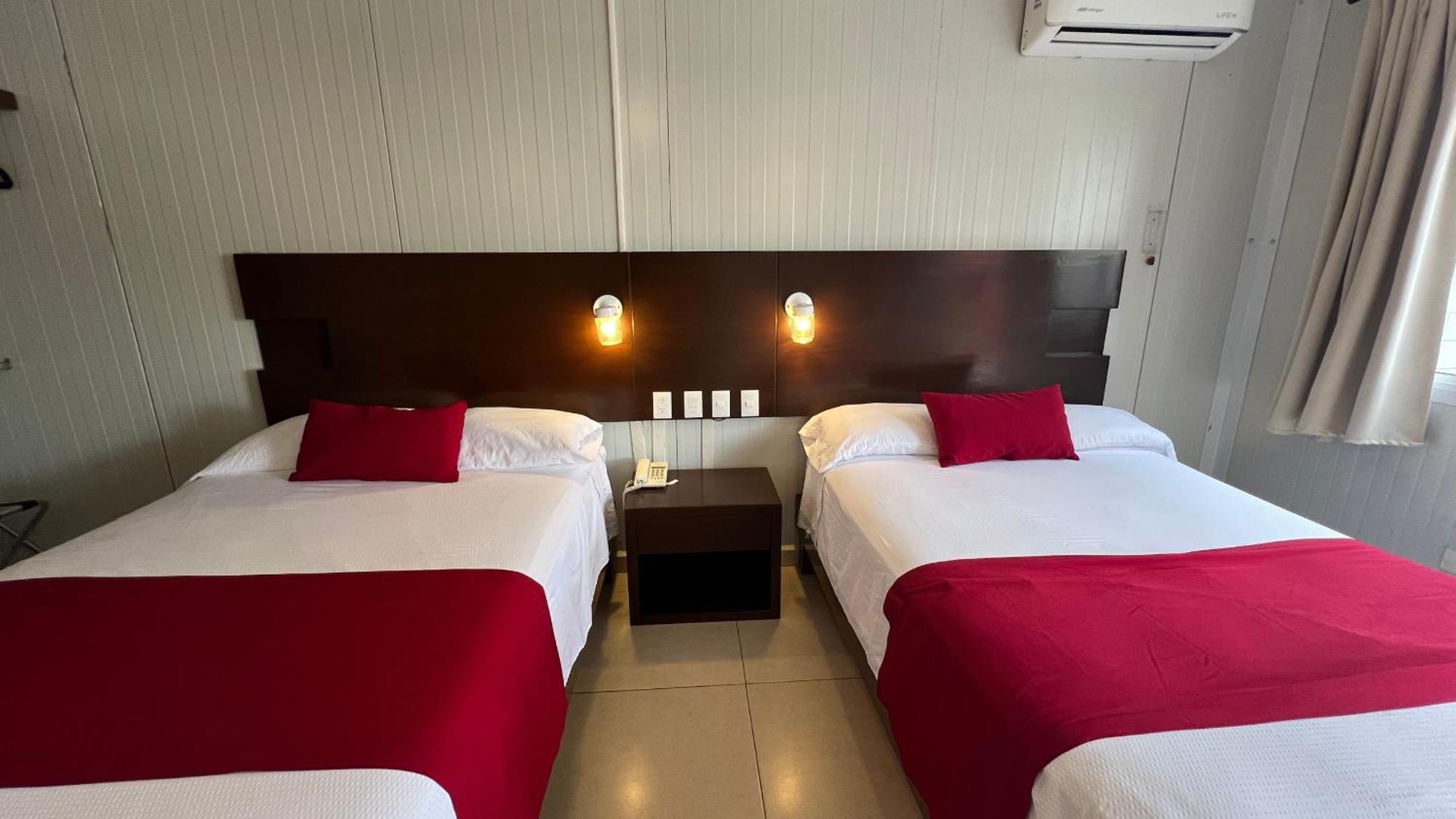 Nova Hotel Cadereyta Jiménez Екстериор снимка