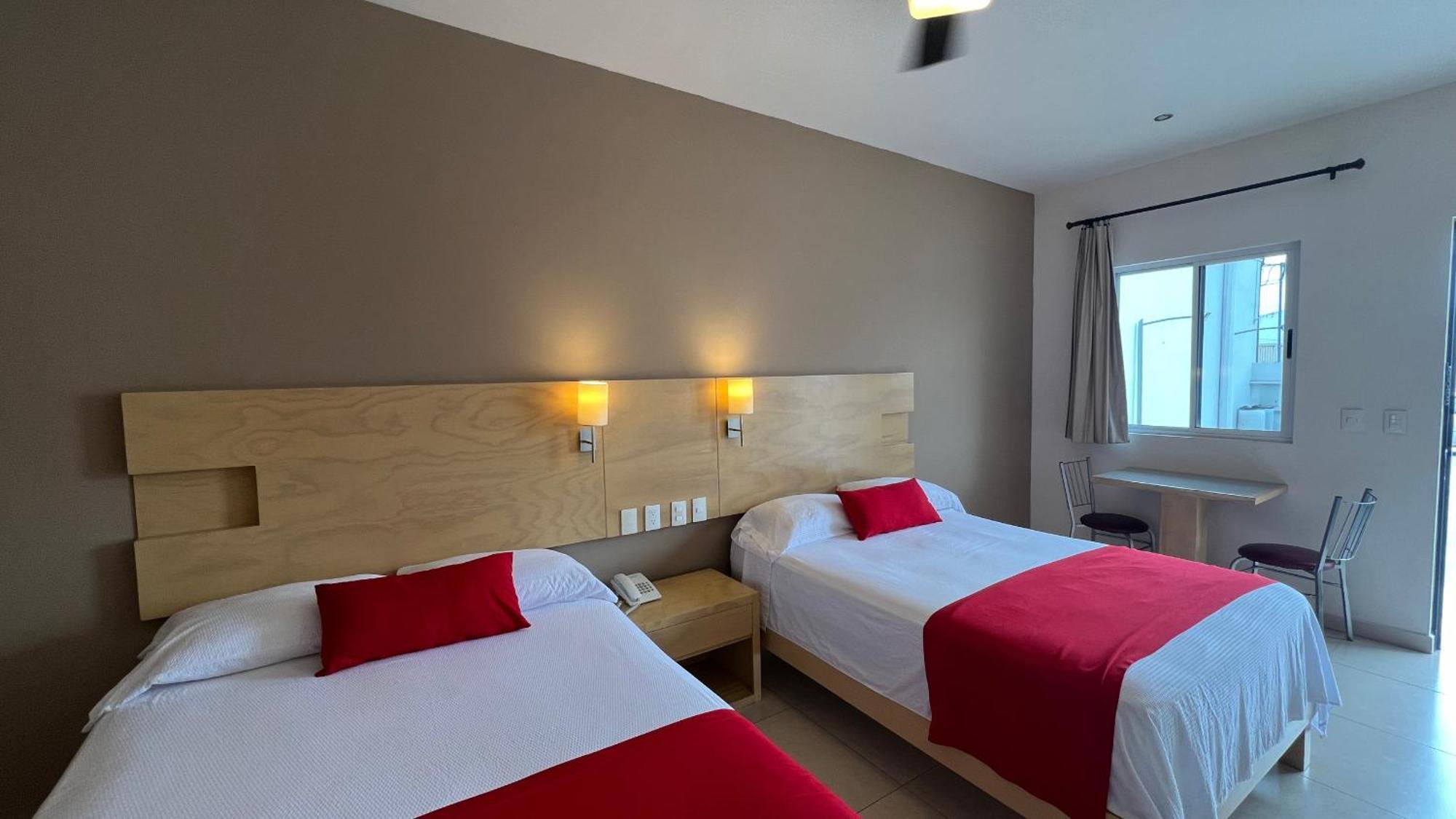 Nova Hotel Cadereyta Jiménez Екстериор снимка