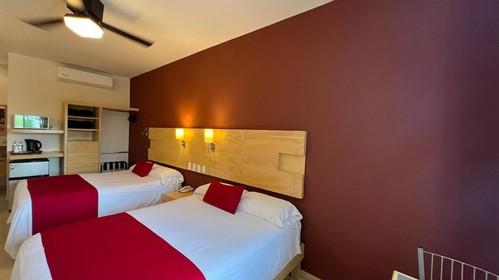 Nova Hotel Cadereyta Jiménez Екстериор снимка