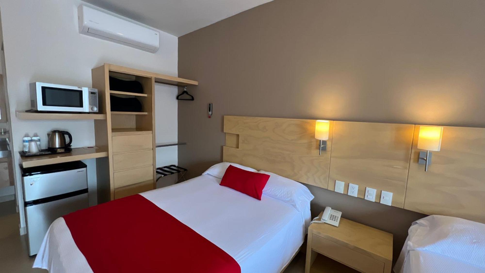 Nova Hotel Cadereyta Jiménez Екстериор снимка