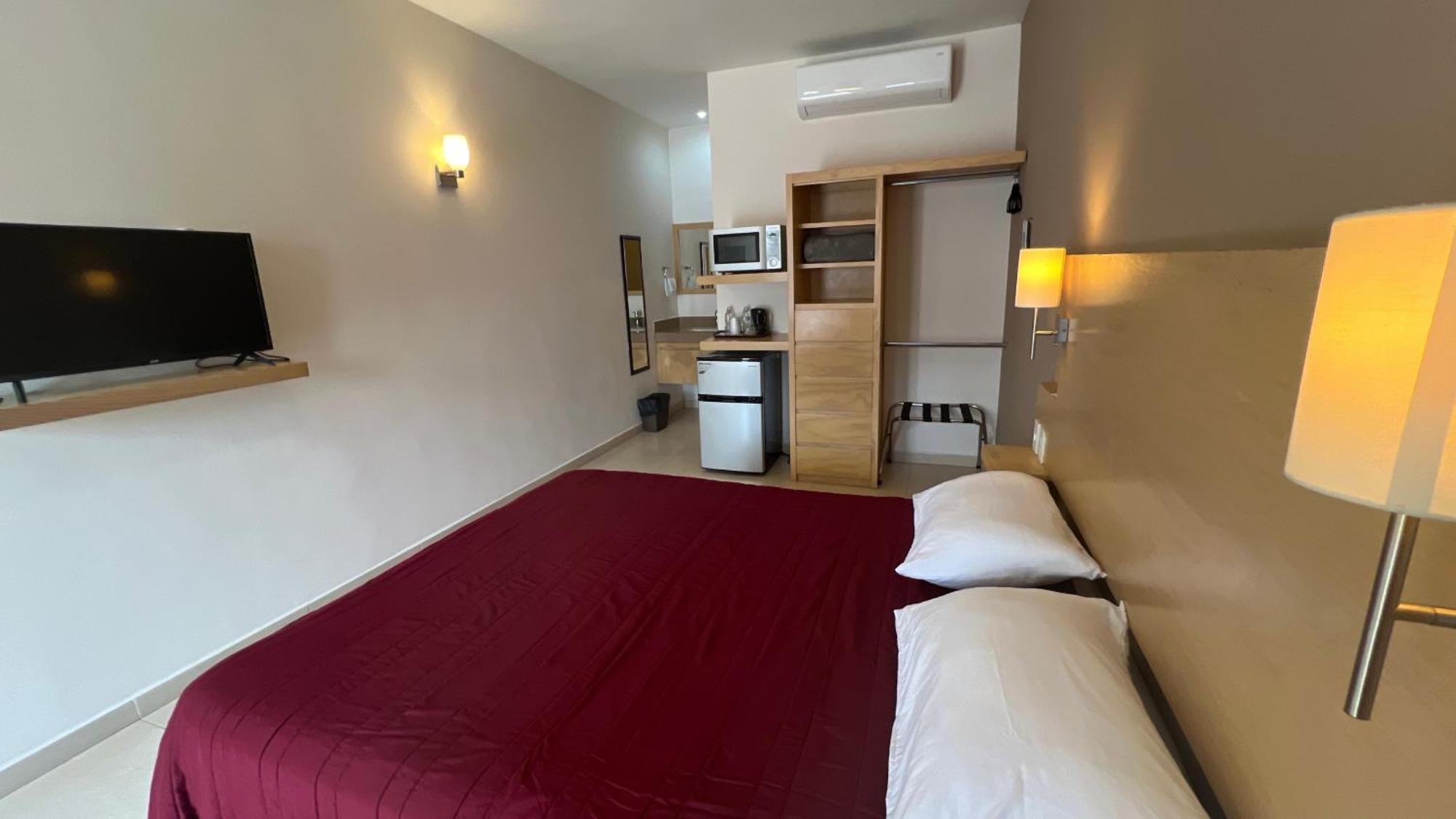 Nova Hotel Cadereyta Jiménez Екстериор снимка