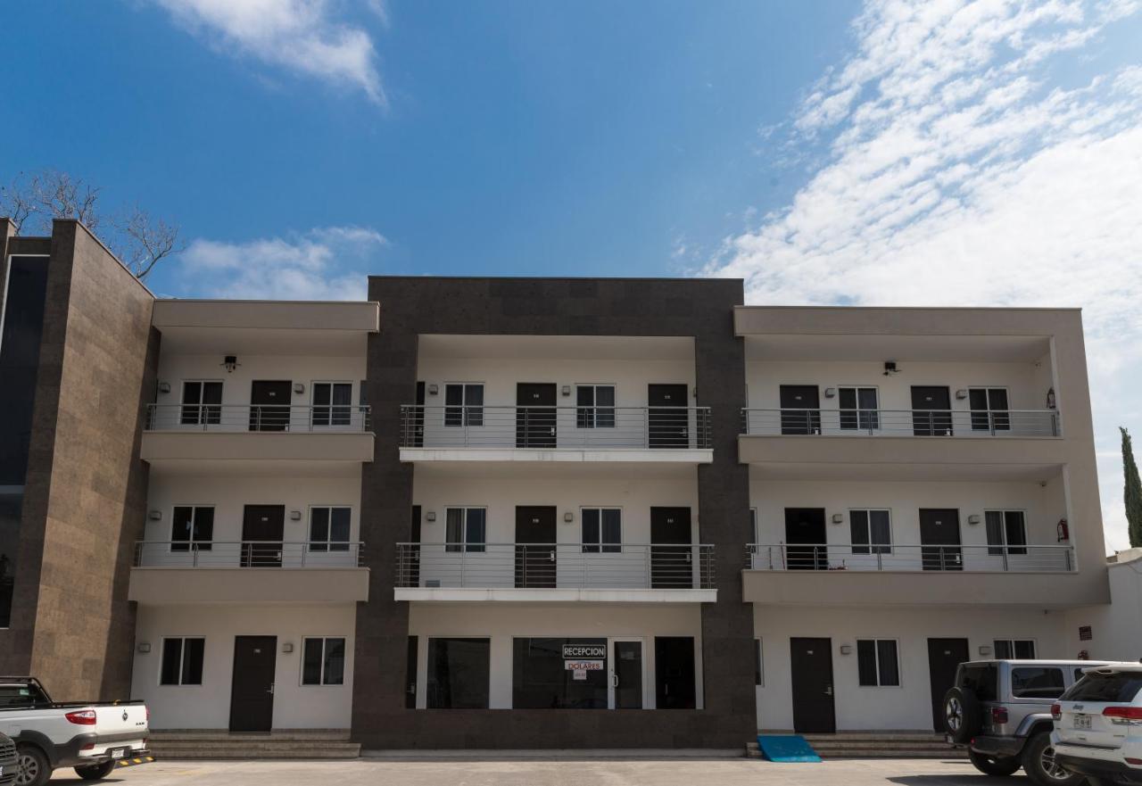 Nova Hotel Cadereyta Jiménez Екстериор снимка